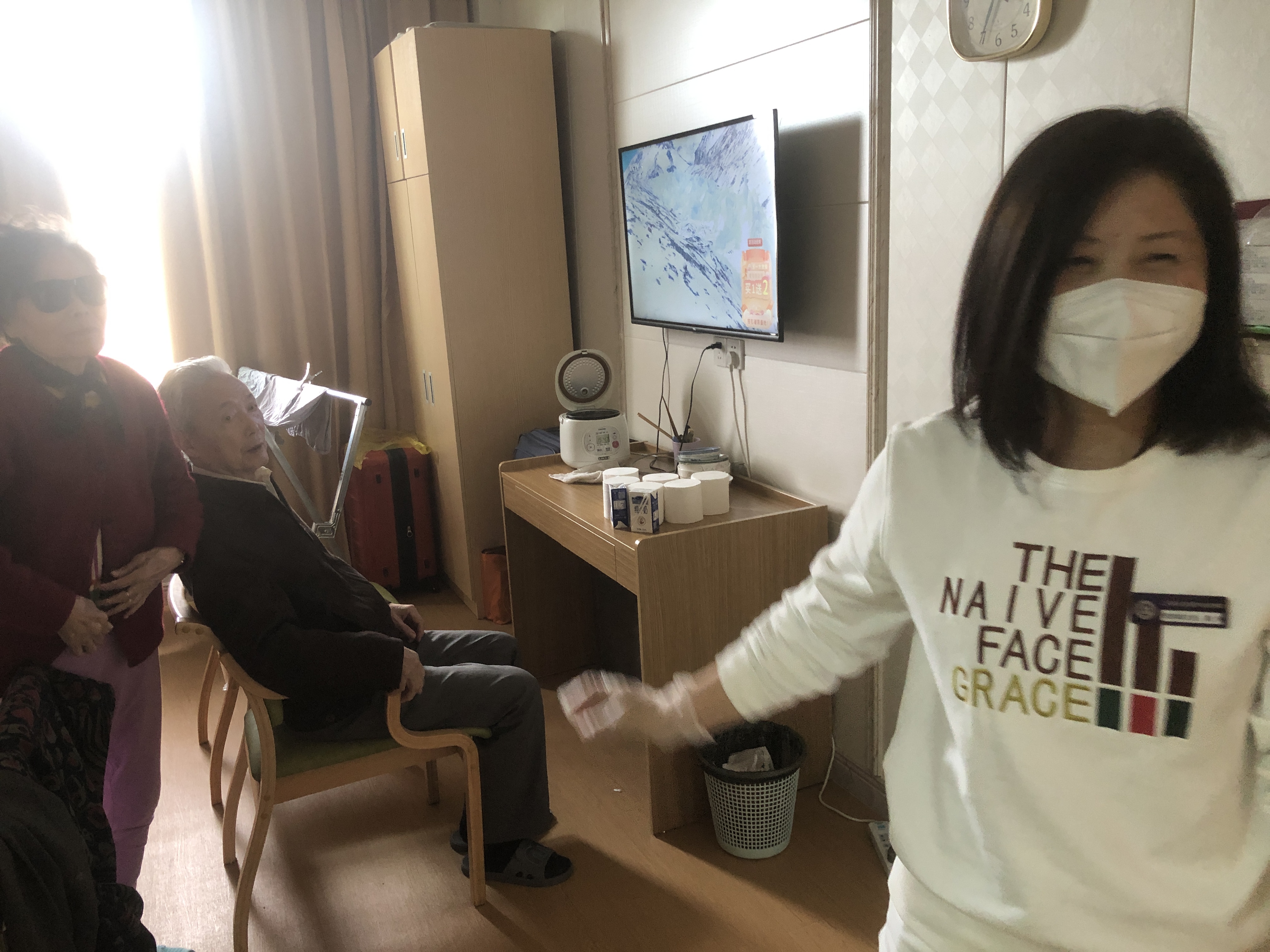 http://www.ylfww.com.cn/uploads/20220501/73b2557e8748d518211ca50b615b9f57.JPG