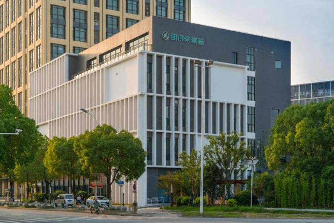 上海城银路朗诗常青藤养老院