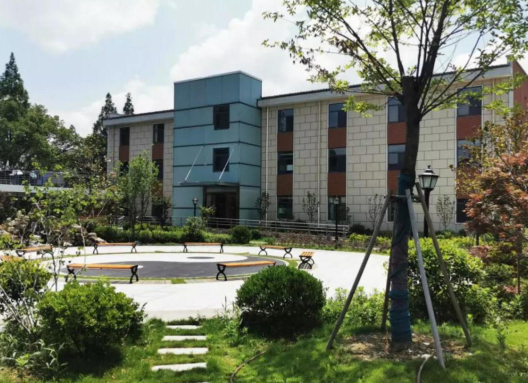 2025养老全知晓!上海呵护家颐养院服务热线+收费详情+参观地址一键掌握