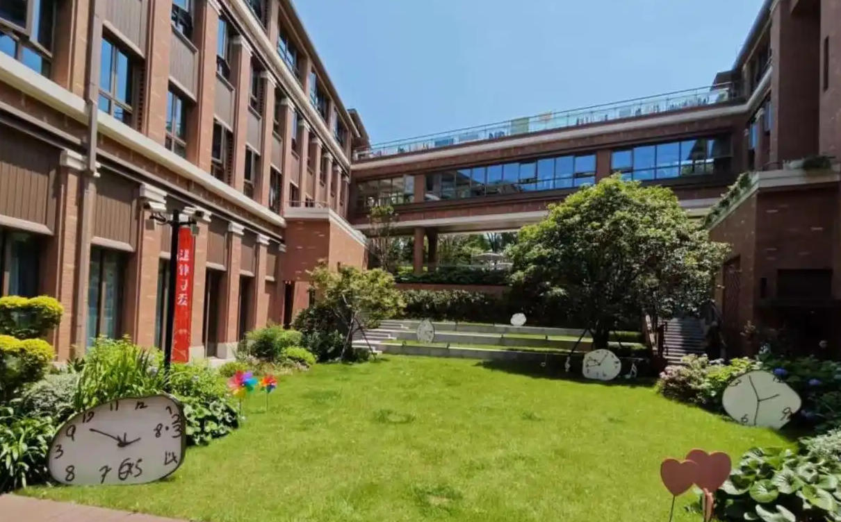 国华合悦家：上海普陀区高端养老新标杆，长者理想生活港湾