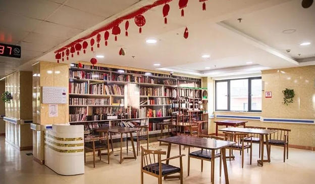 2025宝山养老一梯队！上海秋晖养老院收费明确+地址床位图