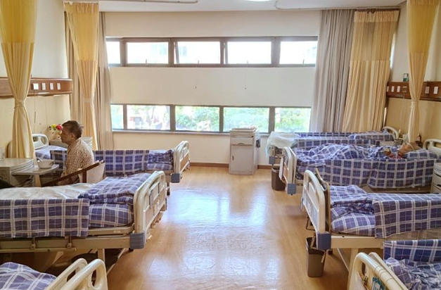 2025年11月上海胜似家护理院入住干货-地址导览｜收费1对1评估