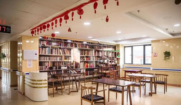 2025宝山养老一梯队！上海秋晖养老院收费明确+地址床位图